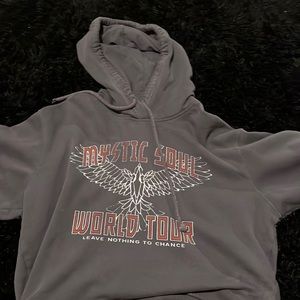 Hollister mystic soul world tour cropped hoodie
